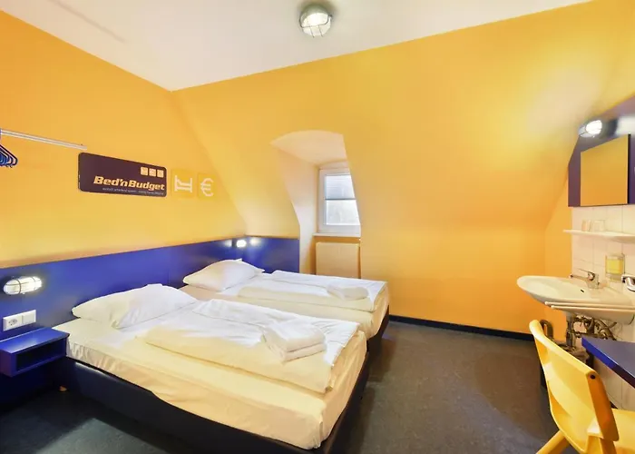 Bed\'Nbudget Expo-Hostel Rooms
